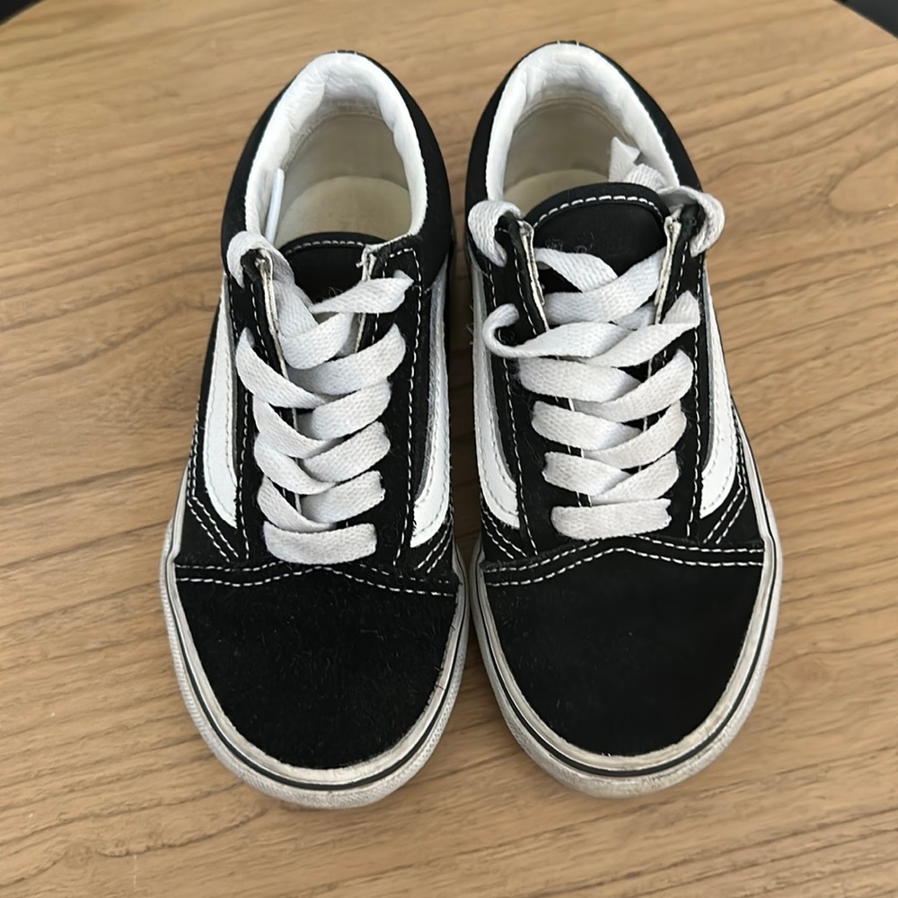 Little kid vans
